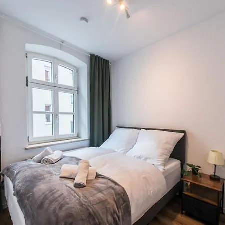 Direkt Am Koenigsplatz L Fuer 8 Personen L Beamer L Foosball