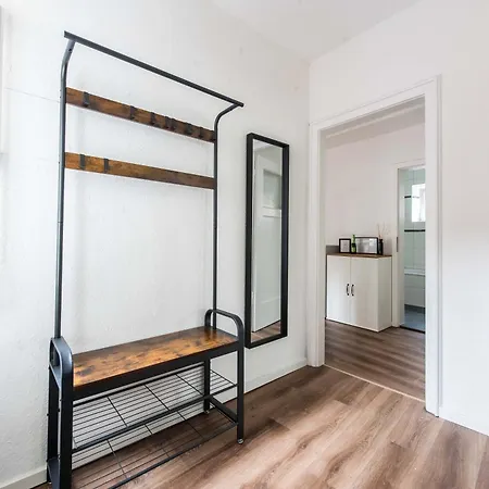 Direkt Am Koenigsplatz L Fuer 8 Personen L Beamer L Foosball Apartament Augsburg
