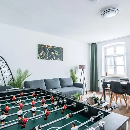 Zentral & Modern I Perfekt Fuer City-Trip I Familien & Freunde & Business I Fussball-Tisch 奥格斯堡