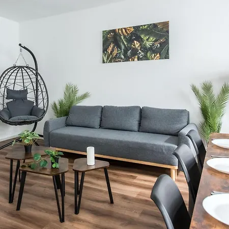 Zentral & Modern I Perfekt Fuer City-Trip I Familien & Freunde & Business I Fussball-Tisch 公寓 *