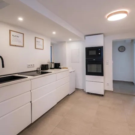 Central Apartments Direkt Am Koenigsplatz L Fussball-Tisch I Perfekt Fuer Familien & Freunde & Business