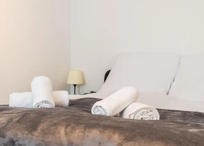 Appartamento Central Apartments Direkt Am Koenigsplatz L Fussball-Tisch I Perfekt Fuer Familien & Freunde & Business *