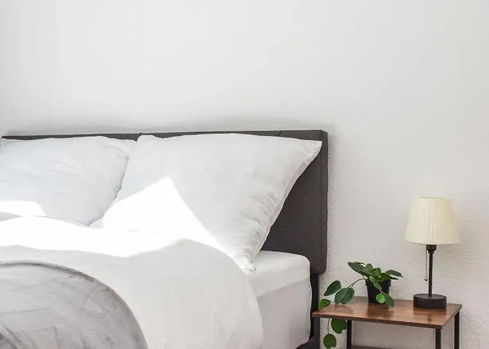 Central Apartments Direkt Am Koenigsplatz L Fussball-Tisch I Perfekt Fuer Familien & Freunde & Business * Augusta