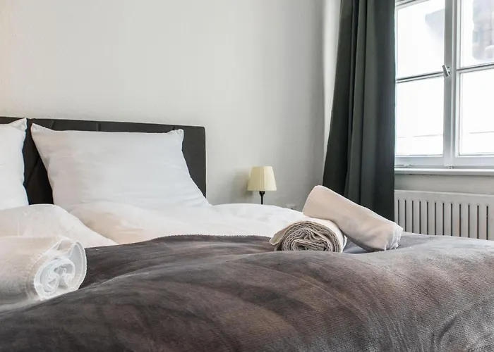 Central Apartments Direkt Am Koenigsplatz L Fussball-Tisch I Perfekt Fuer Familien & Freunde & Business Appartamento Augusta