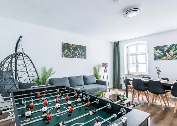 Central Apartments Direkt Am Koenigsplatz L Fussball-Tisch I Perfekt Fuer Familien & Freunde & Business Augusta